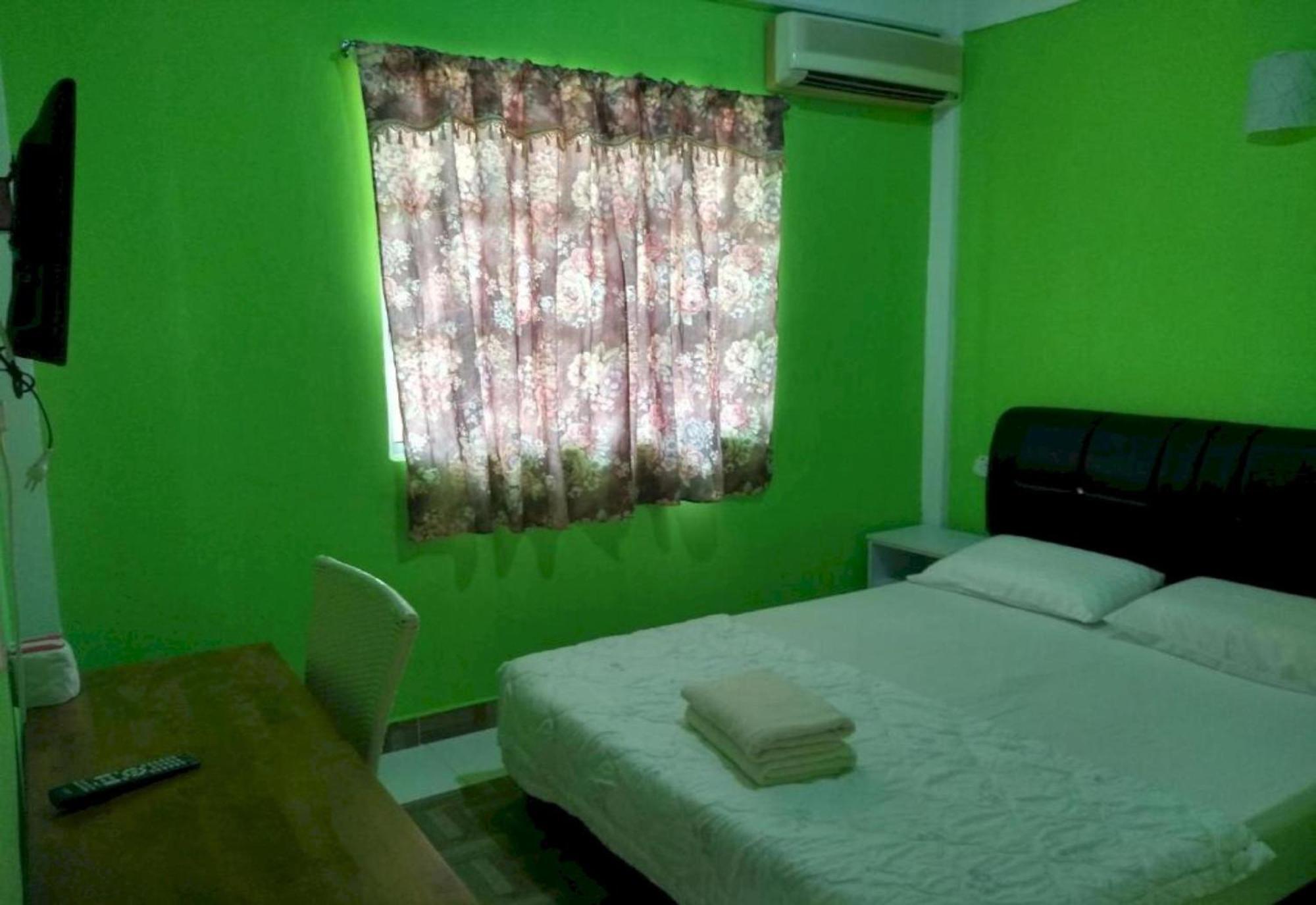 Villa Thai Pantai Cenang  Exterior photo